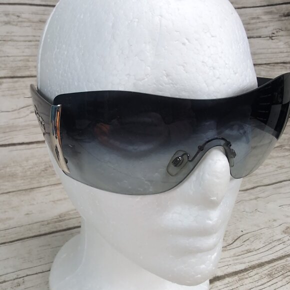 Dolce and Gabbana Sunglasses D&G Oversized Chunky 8039 - Picture 3 of 7